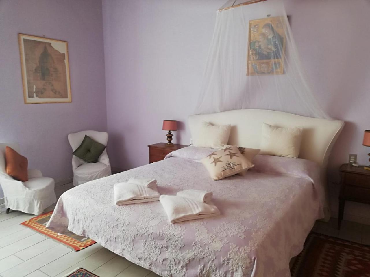 フィレンツェ La Rosa Townhouse Bed & Breakfast エクステリア 写真